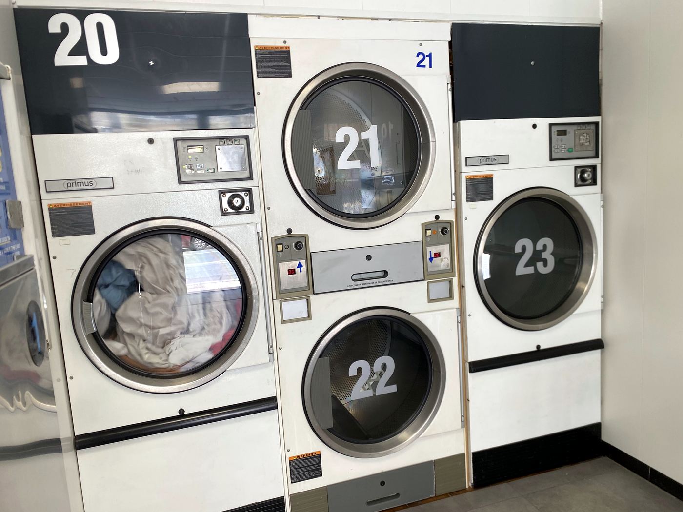 Large-capacity dryers — La Laverie de la Somme, Bordeaux Large-capacity Primus dryers at La Laverie de la Somme, self-service laundrette on Cours de la Somme in Bordeaux